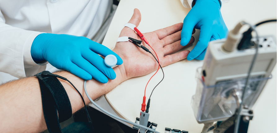 nerves testing of patient using electromyography